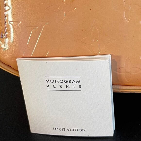 LOUIS VUITTON Vintage (1999) Monogram Vernis Fulton Belt Bag 24" - 28"- Preowned - Picture 10 of 13